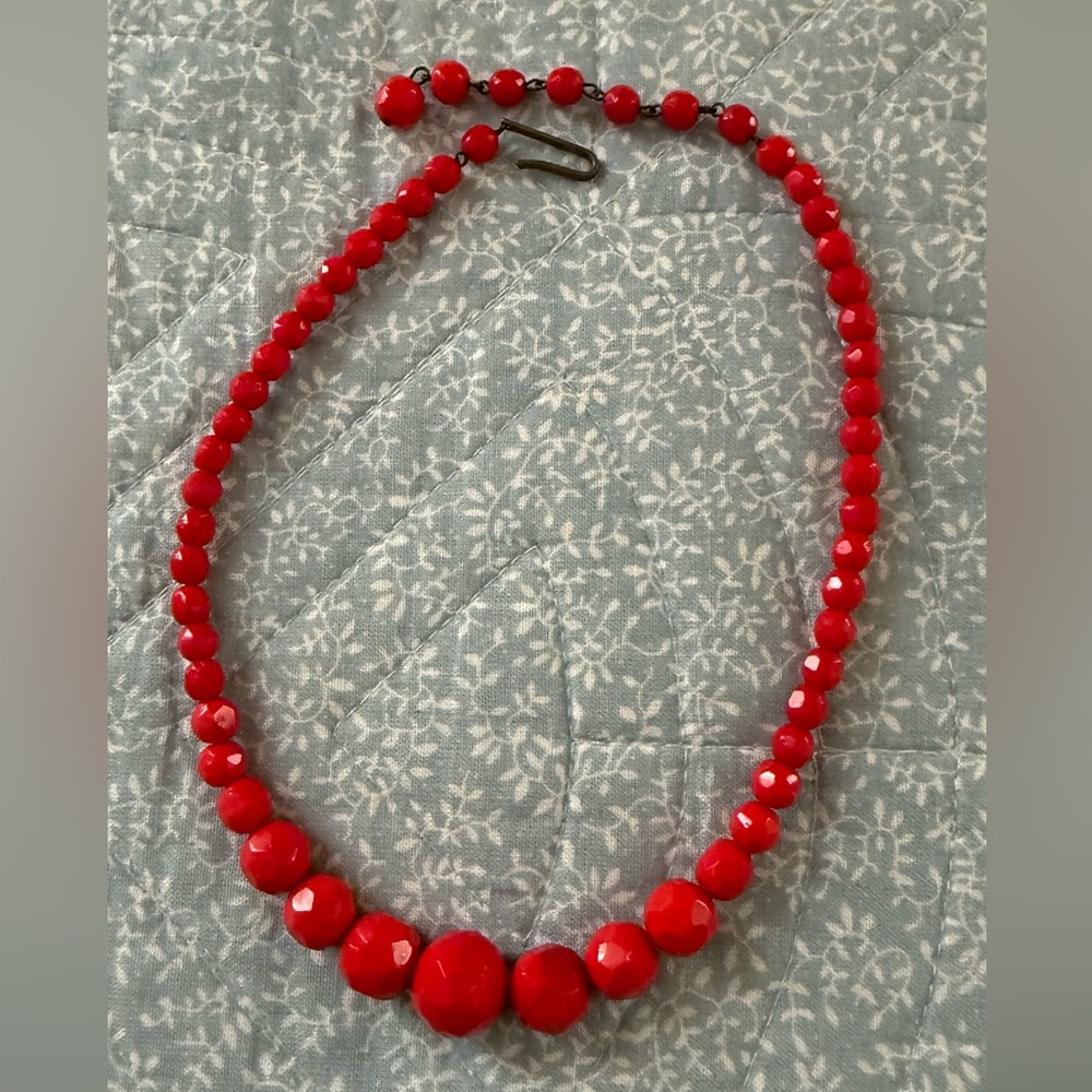 Bold Red Vintage Faceted Glass Graduated Necklace marked W Germany
